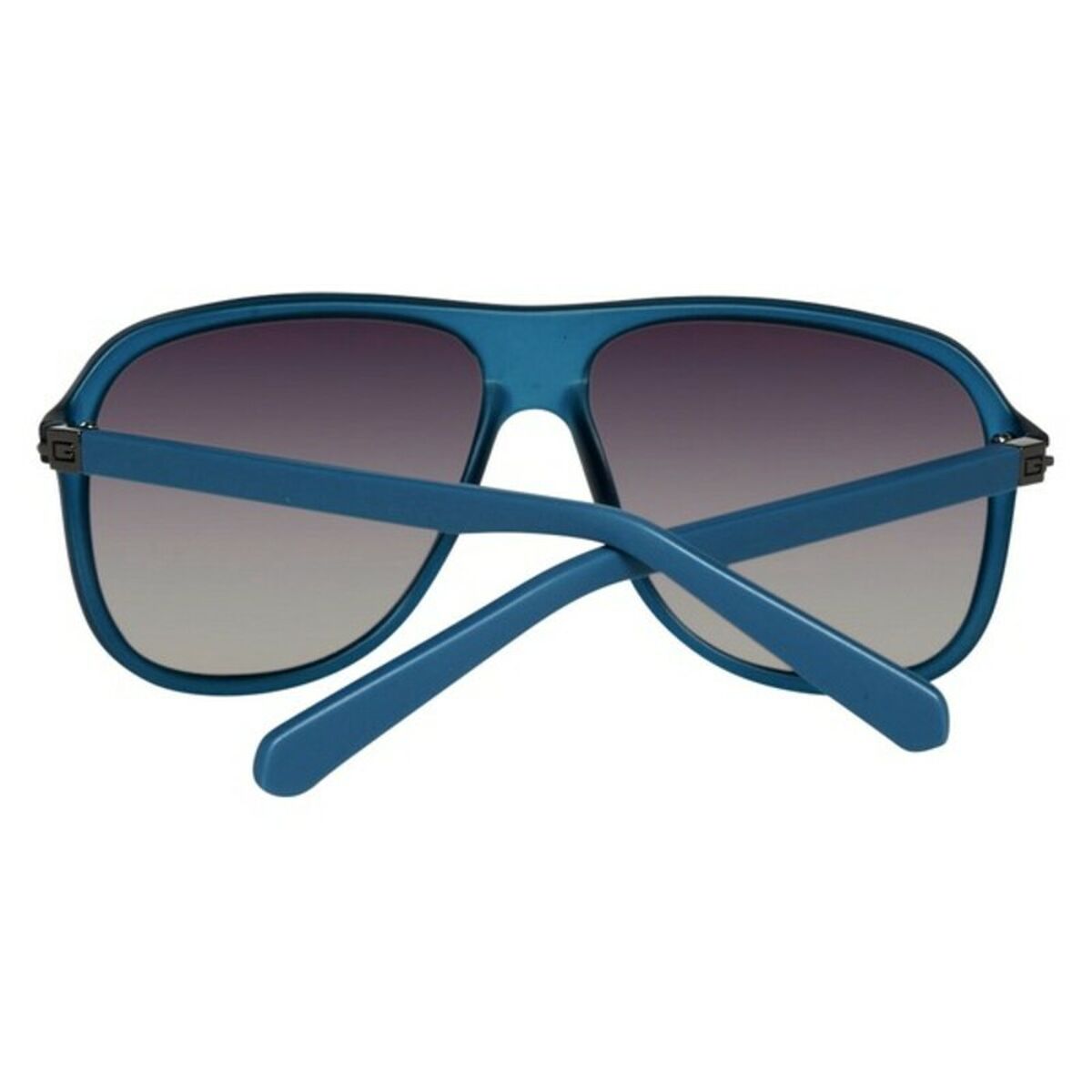 Herrsolglasögon Guess GU6876-5991B ø 59 mm finns hos Aktivcamping