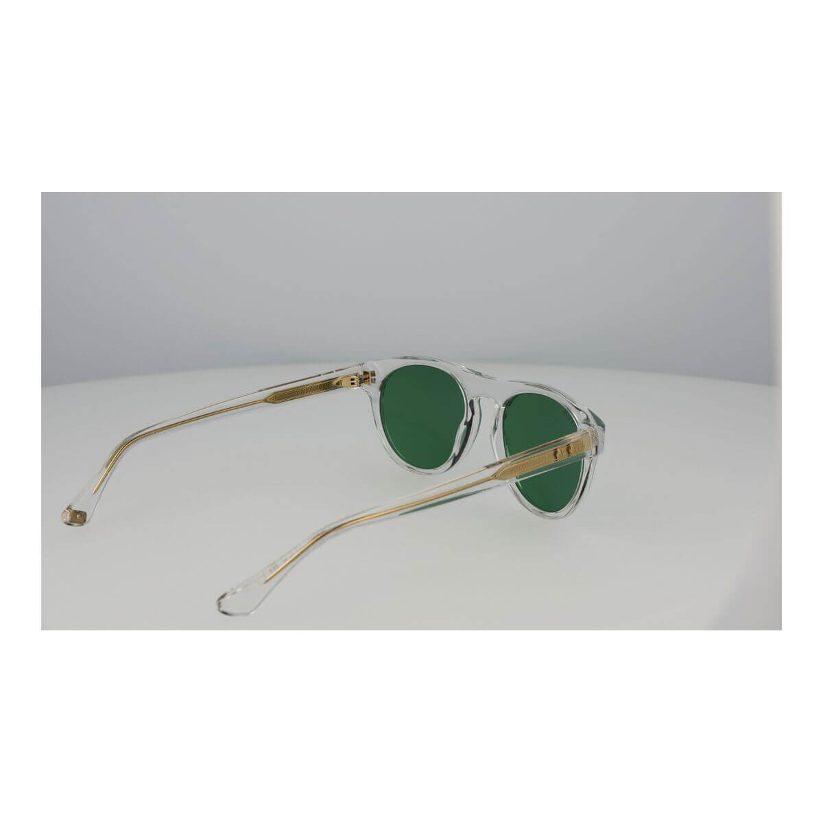 Herrsolglasögon Web Eyewear WE0372 5326N finns hos Aktivcamping