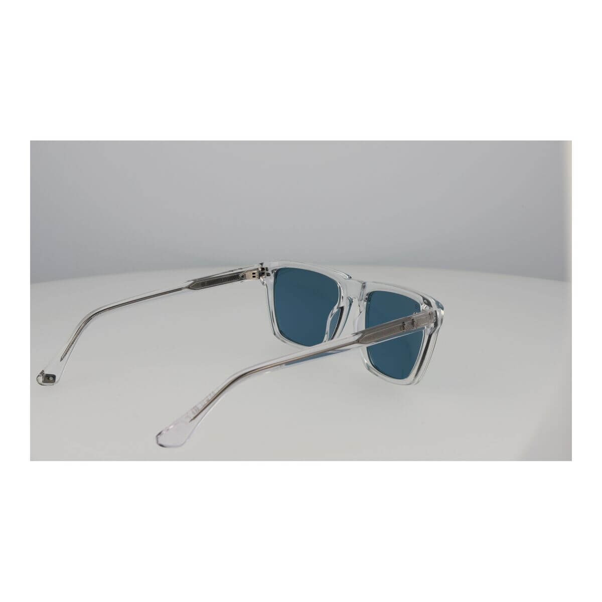 Herrsolglasögon Web Eyewear WE0379 5526V - finns hos Aktivcamping