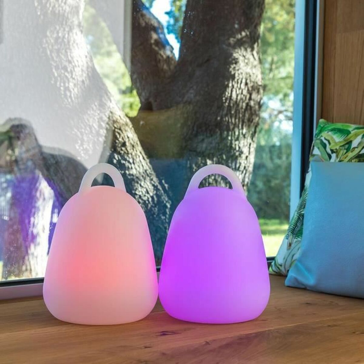 Campinglampa Lumisky 5 W finns hos Aktivcamping