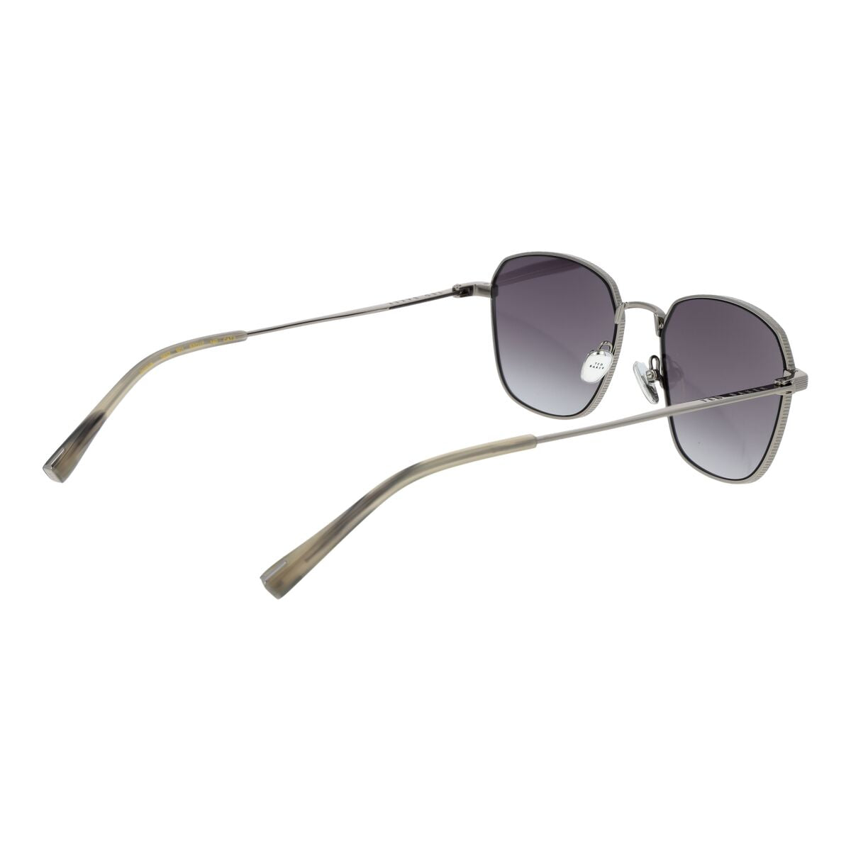 Herrsolglasögon Ted Baker TB1652 53901 finns hos Aktivcamping
