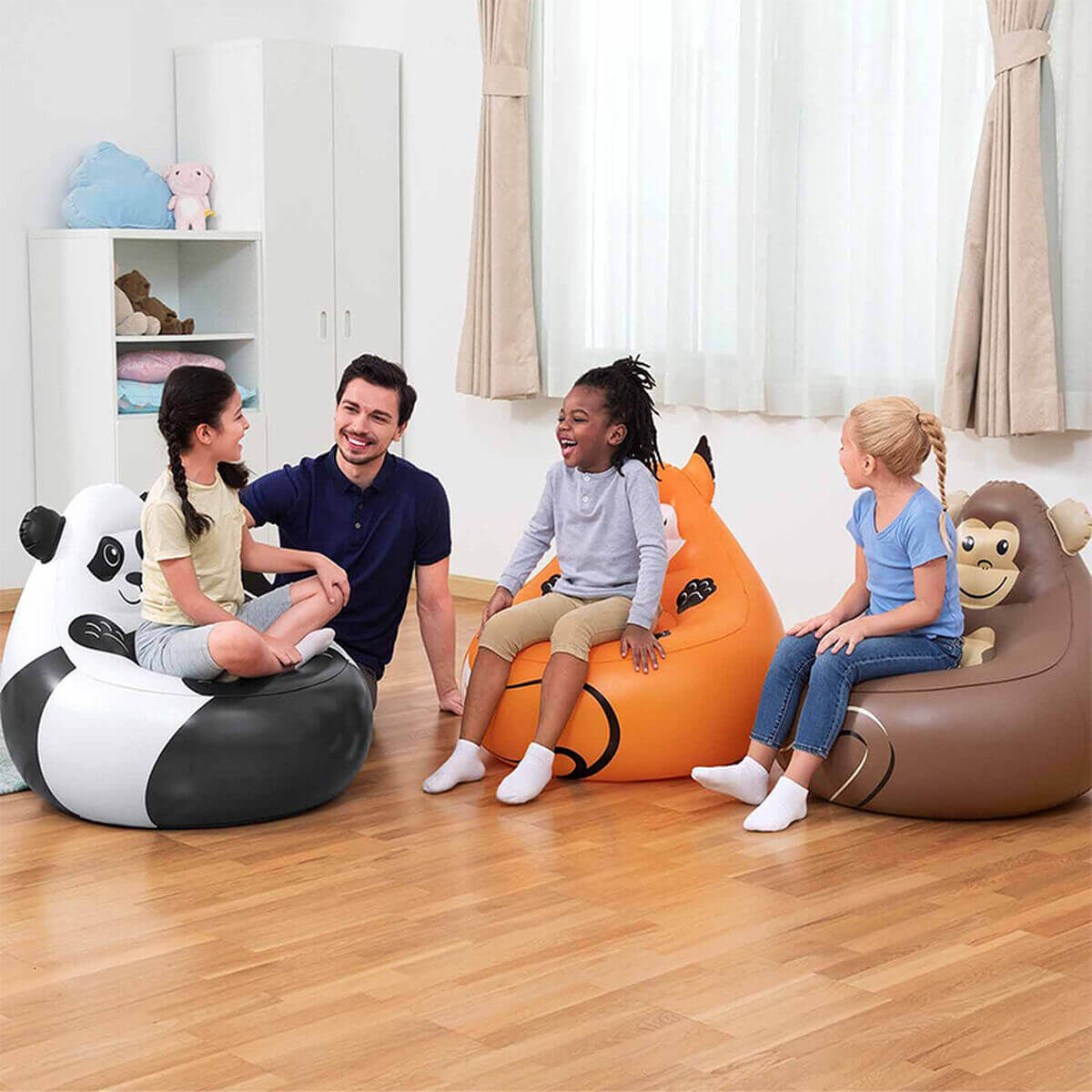 Stor Uppblåsbar Djurstol Bestway 72x72x64 cm +3 År finns hos Aktivcamping