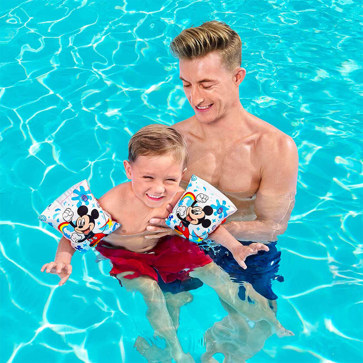 Bestway Inflatable Arm Rings Disney Mickey & Friends 23x15 cm +3 till 6 År Pool och Strand 91002 finns hos Aktivcamping