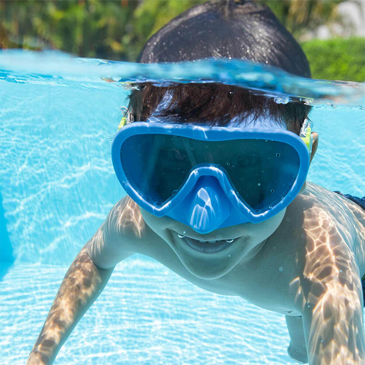Bestway dykmask för vuxna med anatomisk rem, blandade färger +14 år strand och pool 22052 finns hos Aktivcamping