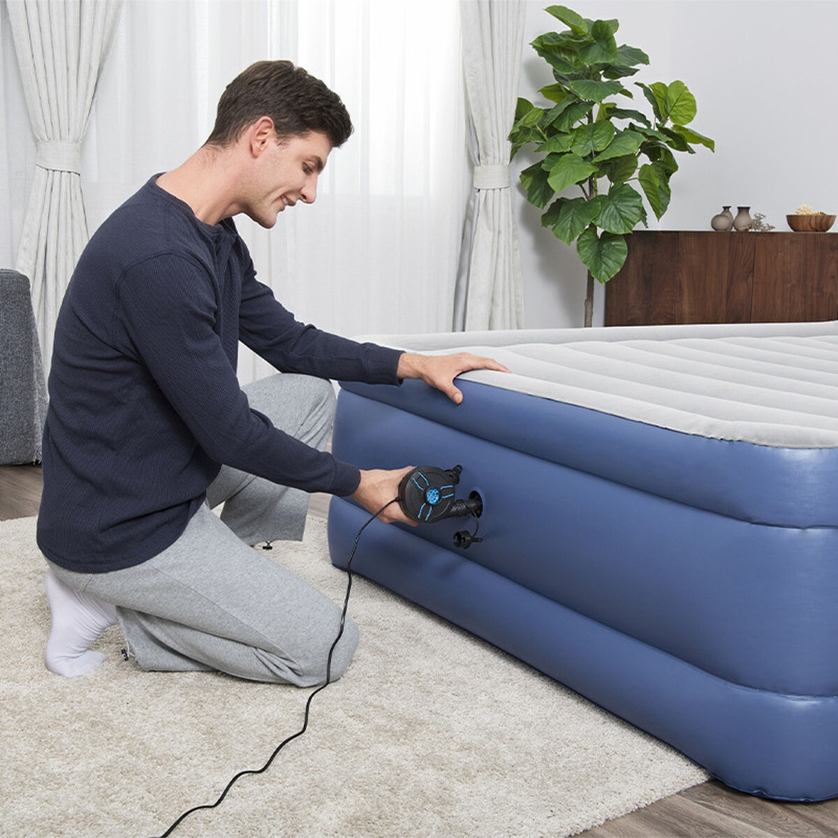 Elektrisk luftpump Bestway 680 l/min finns hos Aktivcamping