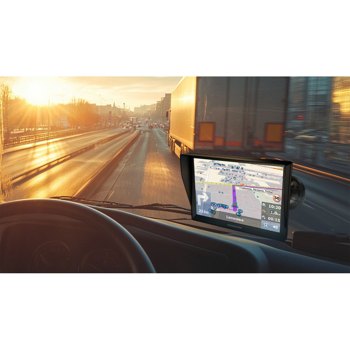GPS Navigator Modecom NAV-FREEWAYCX93PLUS-MF-EU 9" finns hos Aktivcamping