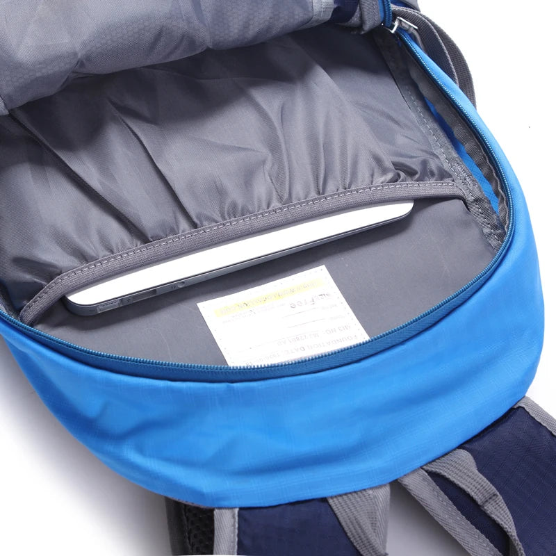 Vattentät Outdoor Ryggsäck för Vandring och Resa-4