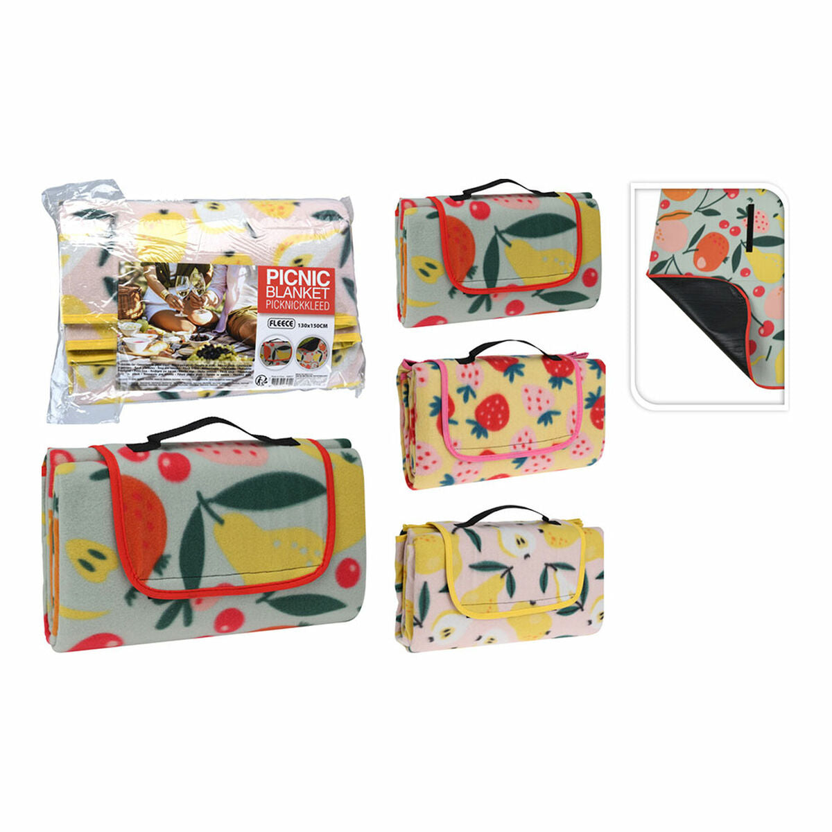 Picnic blanket 130 x 150 cm finns hos Aktivcamping