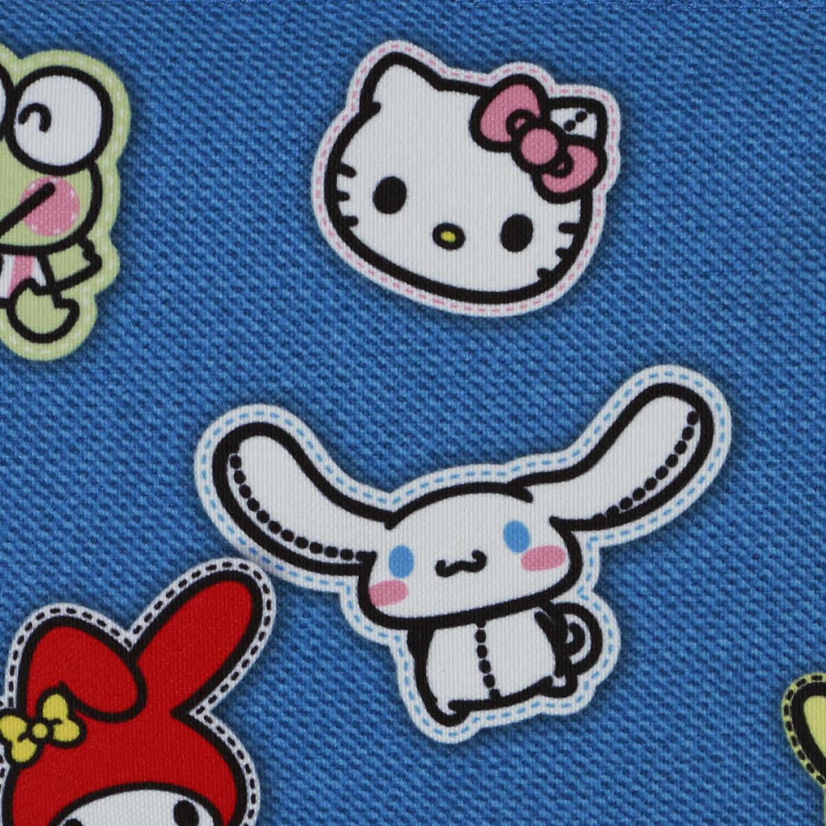 Resenecessär Hello Kitty finns hos Aktivcamping
