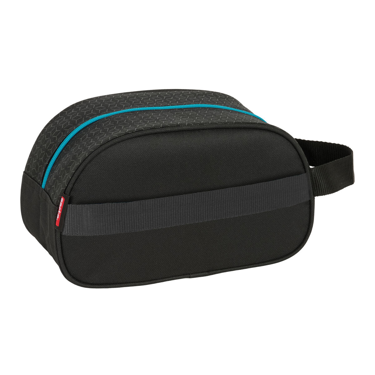 Resenecessär Kelme Iron Svart 26 x 15 x 12 cm - finns hos Aktivcamping