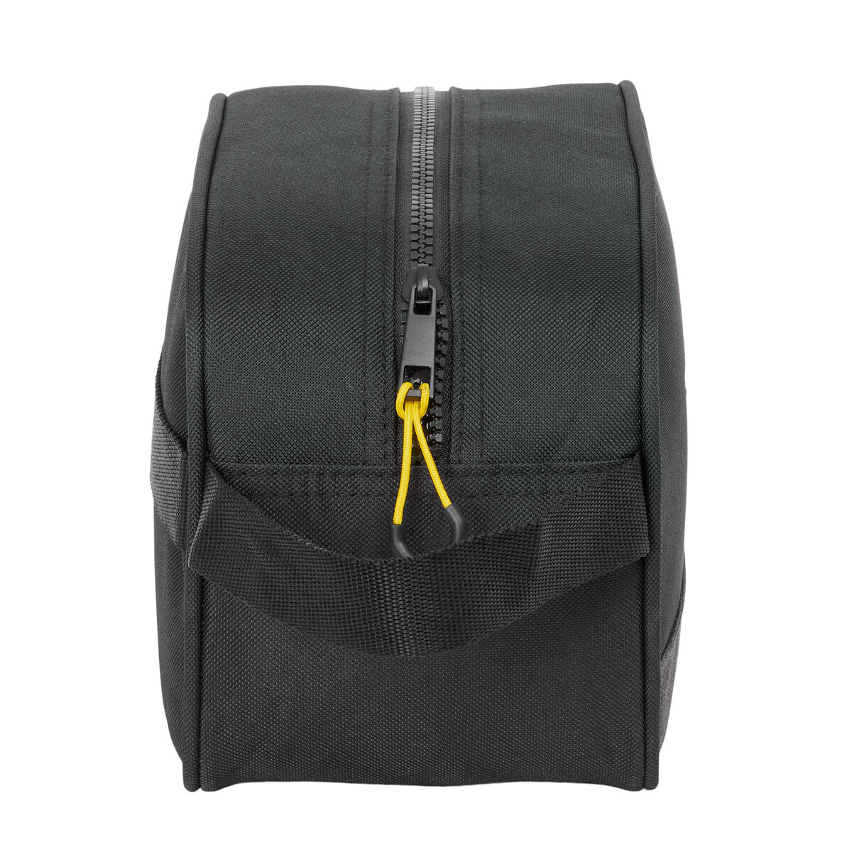 Resenecessär Munich Topo Svart 26 x 15 x 12 cm - finns hos Aktivcamping