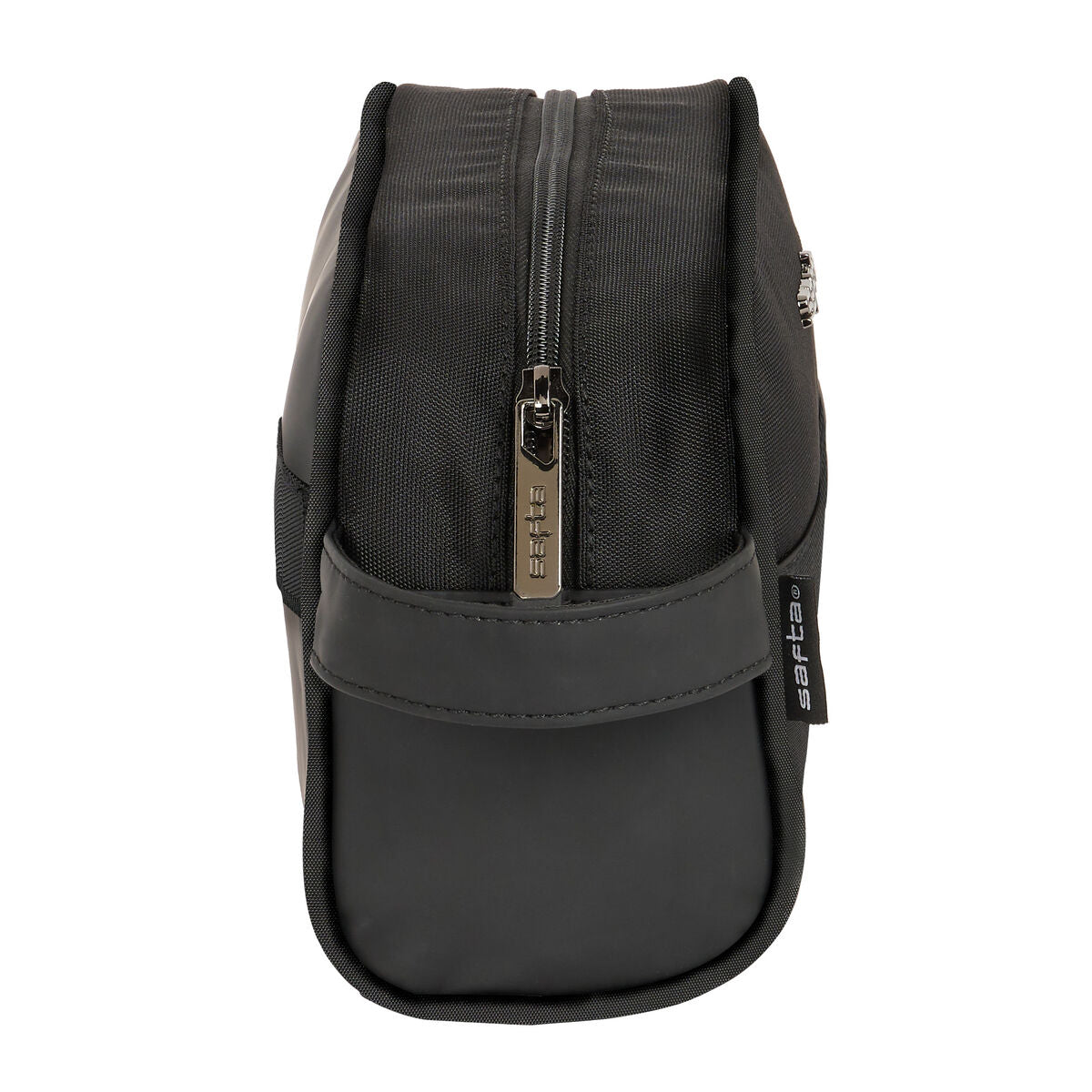 Resenecessär Safta Black Svart 24 x 15 x 10 cm - finns hos Aktivcamping
