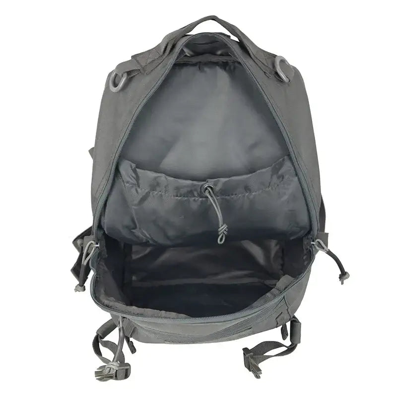 Ryggsäck Vattentät Taktisk Grå – Robust, Multifunktionell Backpack finns hos Aktivcamping