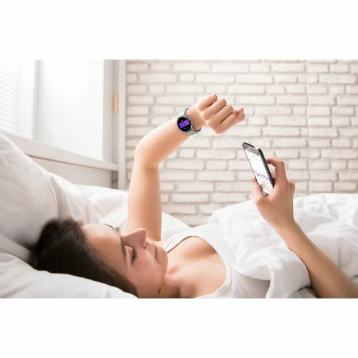 Smartklocka Hama 00178609 Grå Silvrig 45 mm finns hos Aktivcamping