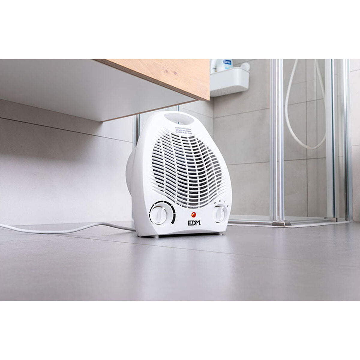 Vertikalt värmeelement EDM 07204 Vit 1000-2000 W 1000 - 2000 W finns hos Aktivcamping