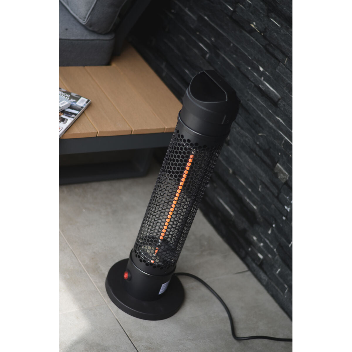 Värmeelement Activejet Activejet APH-IS800 Svart 800 W Stål Extern finns hos Aktivcamping