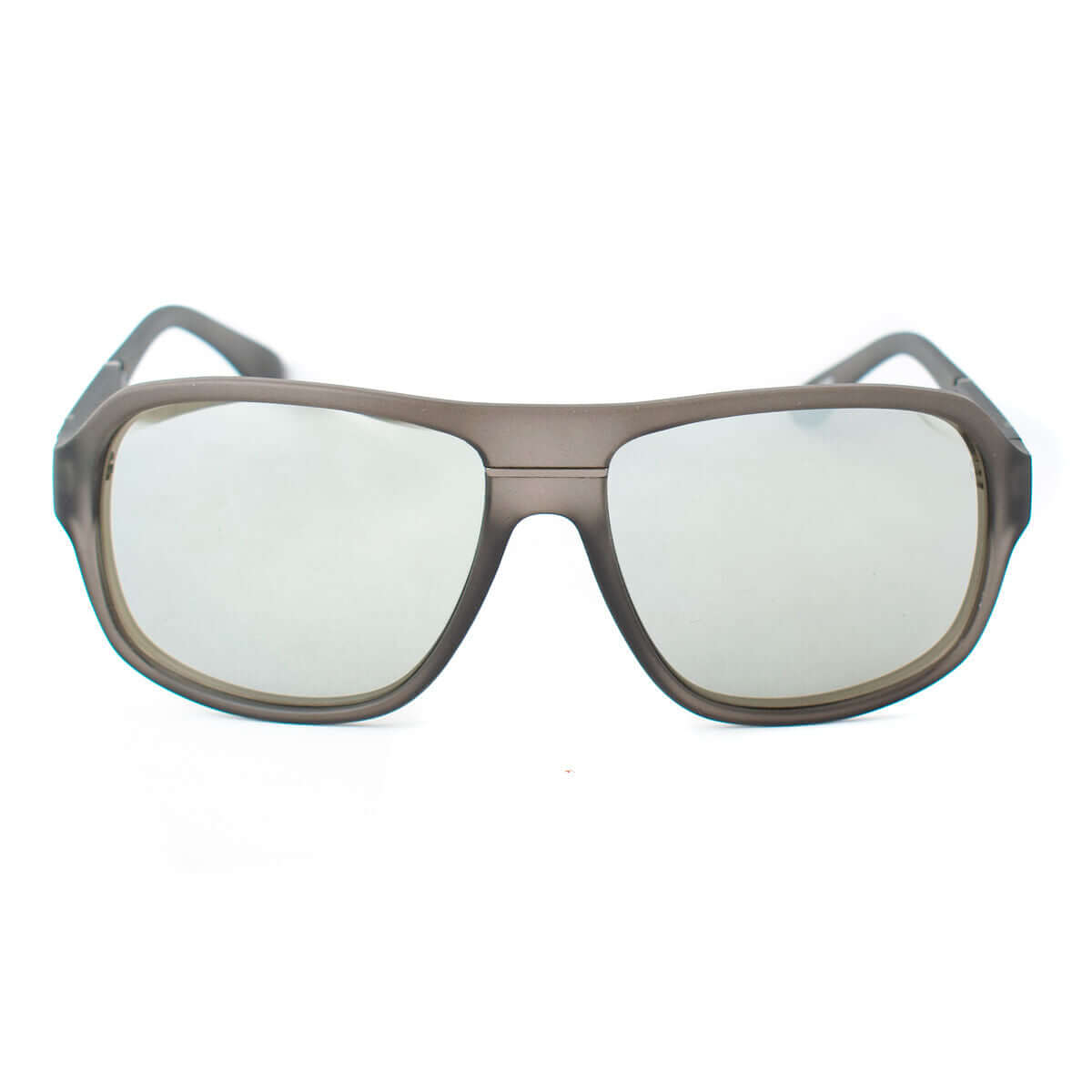 Herrsolglasögon Guess GG2105-20C ø 60 mm finns hos Aktivcamping