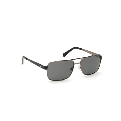 Herrsolglasögon Guess GU6968-5808D ø 58 mm finns hos Aktivcamping