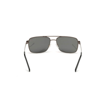 Herrsolglasögon Guess GU6968-5808D ø 58 mm finns hos Aktivcamping