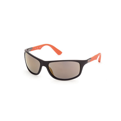 Herrsolglasögon Web Eyewear WE0294-6405C Ø 64 mm finns hos Aktivcamping
