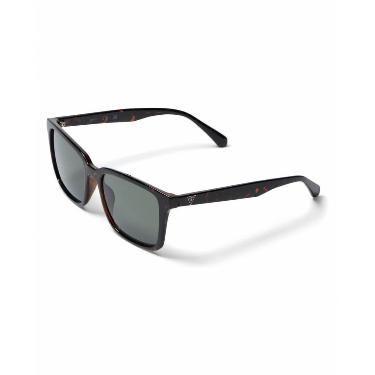 Herrsolglasögon Guess GF5097-5652N ø 56 mm finns hos Aktivcamping