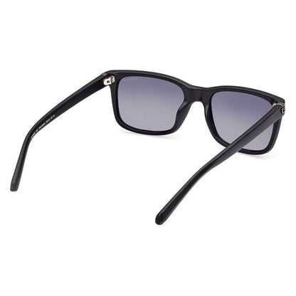 Herrsolglasögon Guess GU00066-5502D Ø 55 mm finns hos Aktivcamping