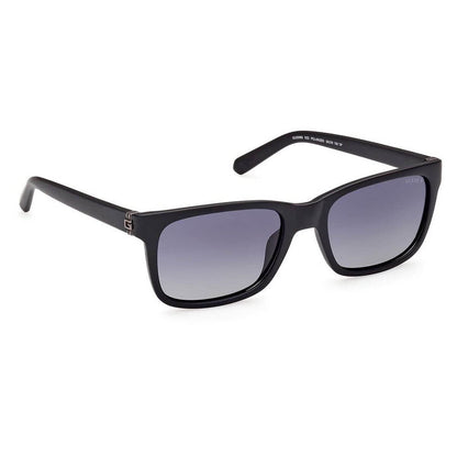 Herrsolglasögon Guess GU00066-5502D Ø 55 mm finns hos Aktivcamping