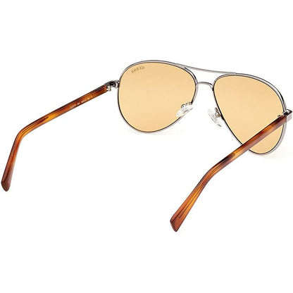 Unisexsolglasögon Guess GU8279 08E Silvrig ø 58 mm finns hos Aktivcamping