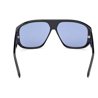 Herrsolglasögon Guess GU00135-6101V Ø 61 mm finns hos Aktivcamping