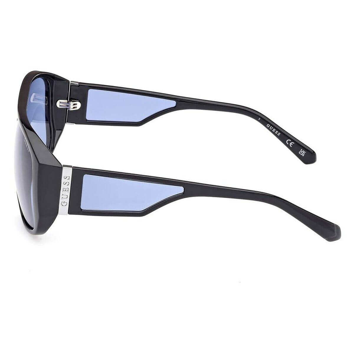 Herrsolglasögon Guess GU00135-6101V Ø 61 mm finns hos Aktivcamping