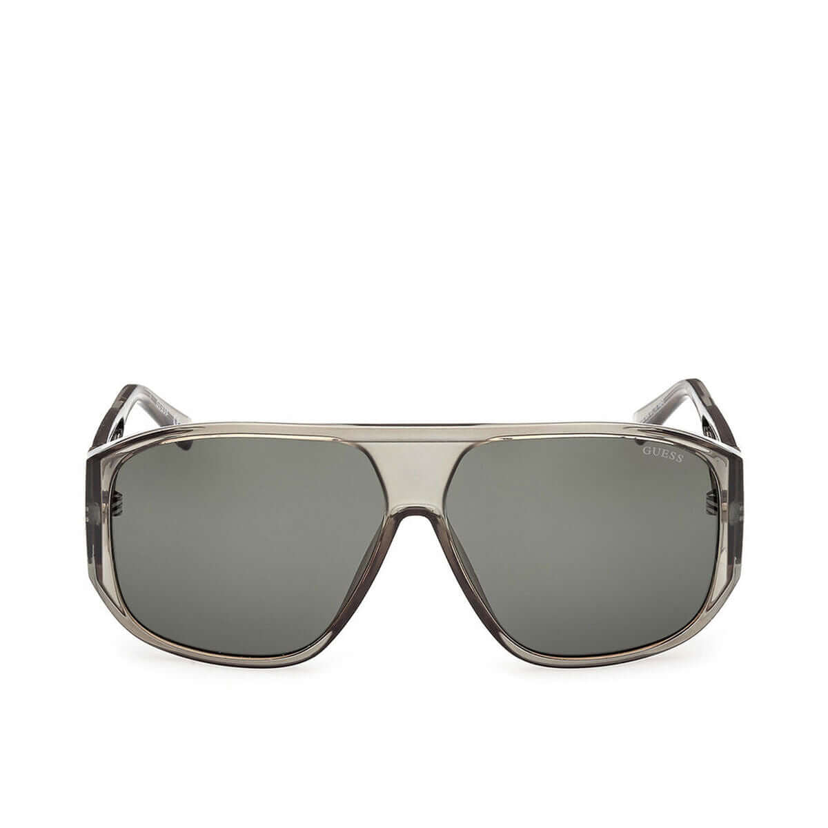 Herrsolglasögon Guess GU00135-6193N Ø 61 mm finns hos Aktivcamping