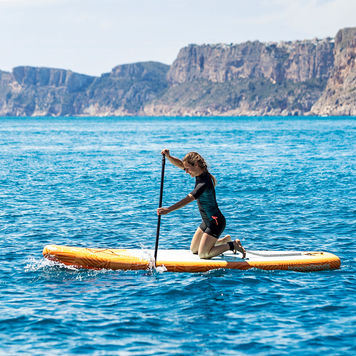 2-i-1 uppblåsbar paddel surfbräda med säte och tillbehör Siros InnovaGoods 10'5" 320 cm finns hos Aktivcamping
