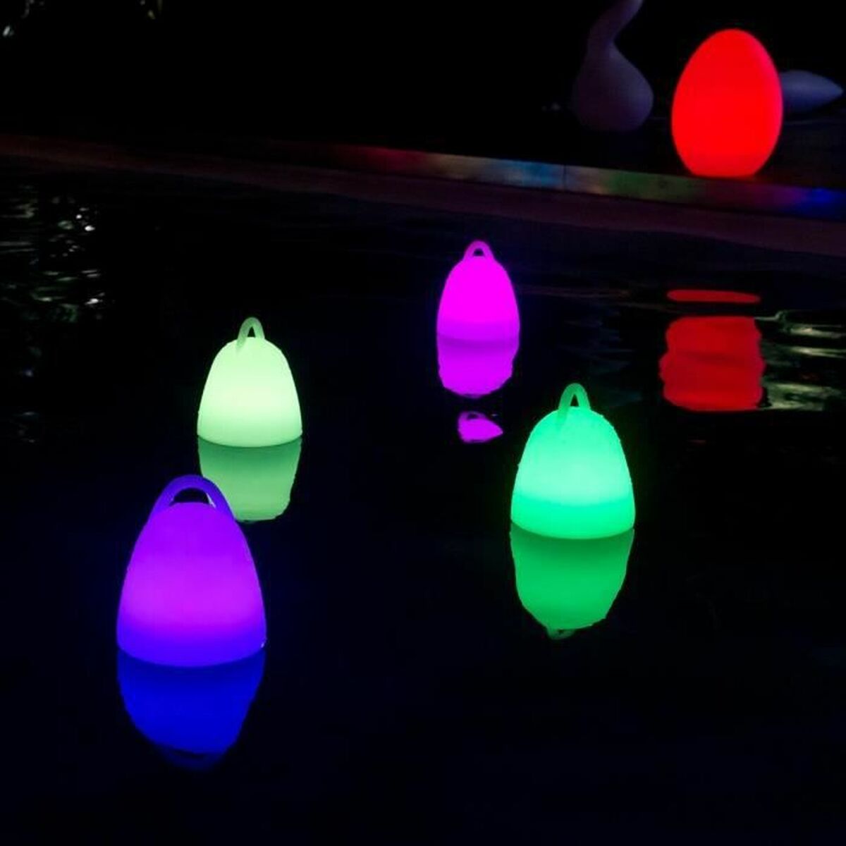 Campinglampa Lumisky 5 W finns hos Aktivcamping