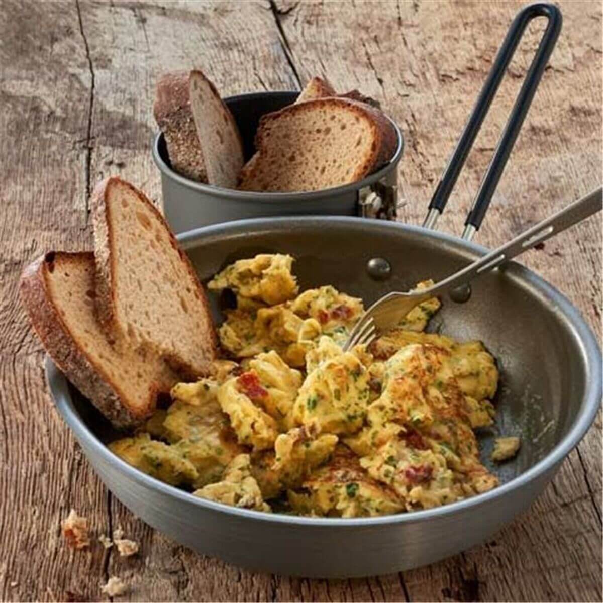 Frystorkad mat TREK'N EAT TK30101020N Lök Ägg 125 g finns hos Aktivcamping