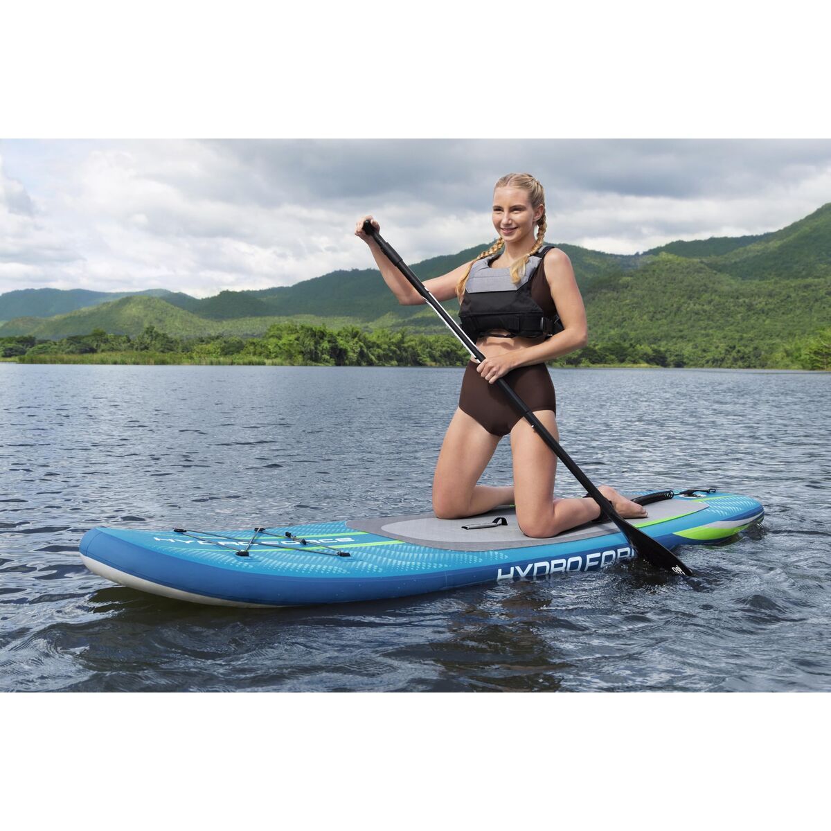Uppblåsbar Paddleboard SUP Bestway finns hos Aktivcamping