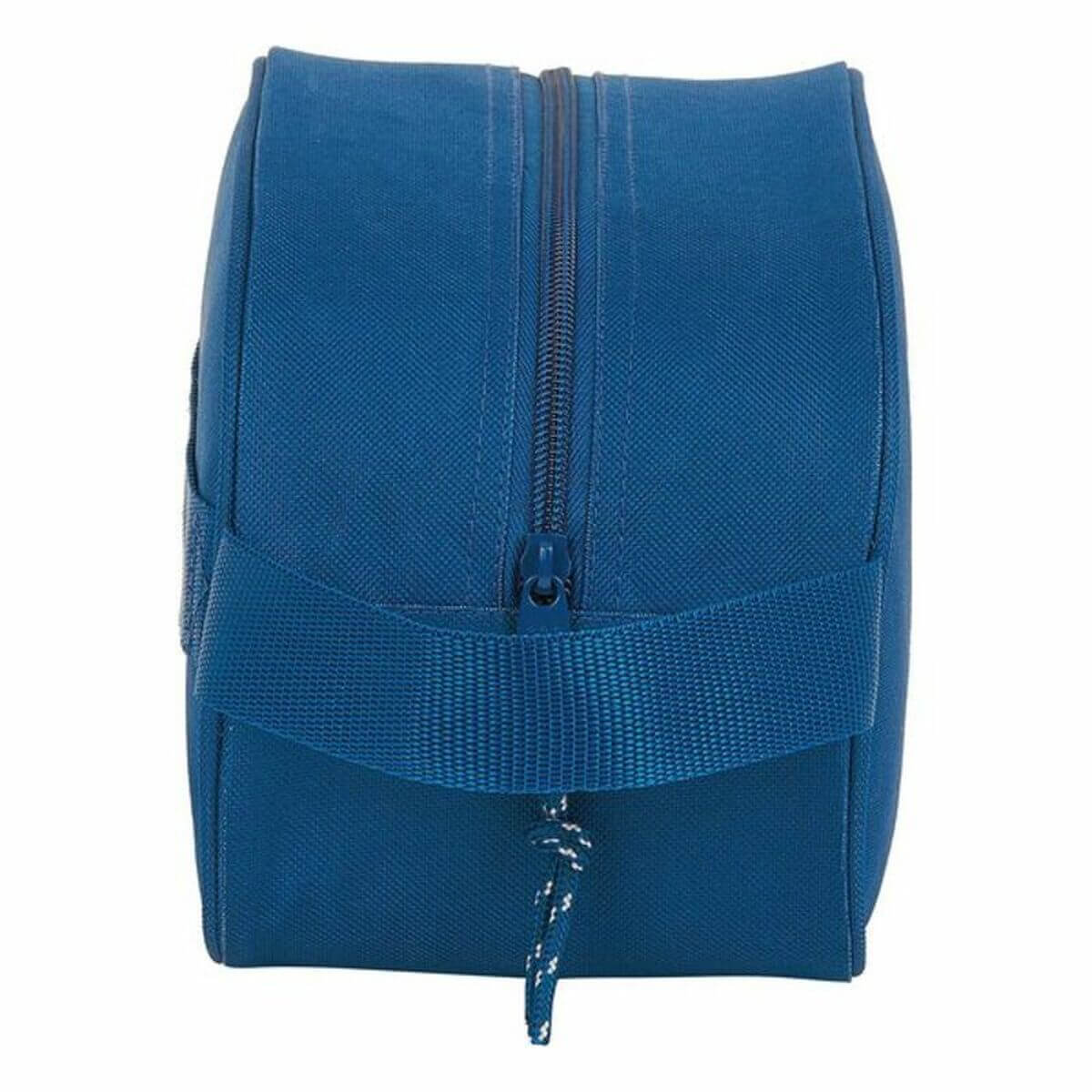 Skolnecessär BlackFit8 M248 Mörkblå 26 x 15 x 12 cm finns hos Aktivcamping