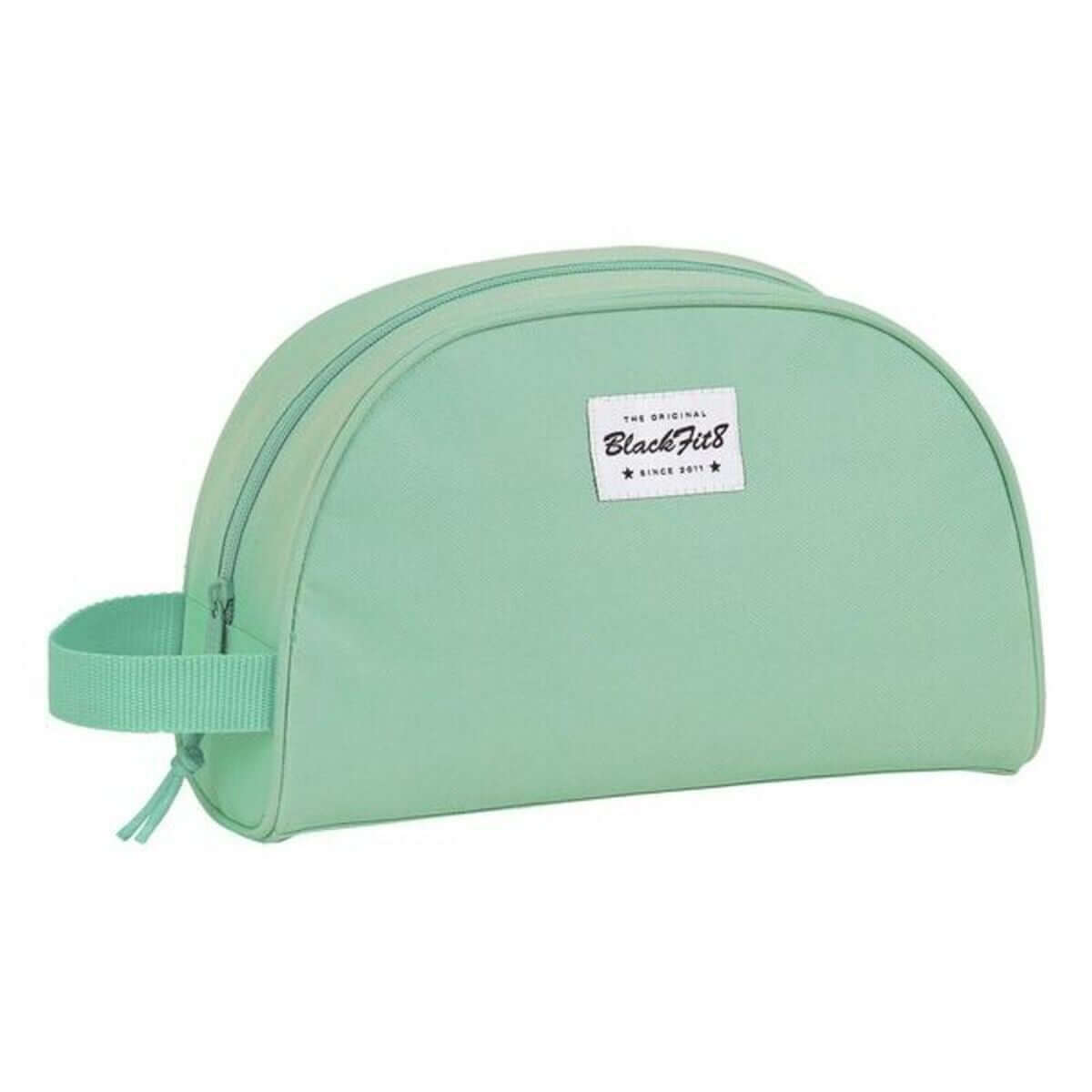 Skolnecessär BlackFit8 M332 Turkos 28 x 18 x 10 cm finns hos Aktivcamping