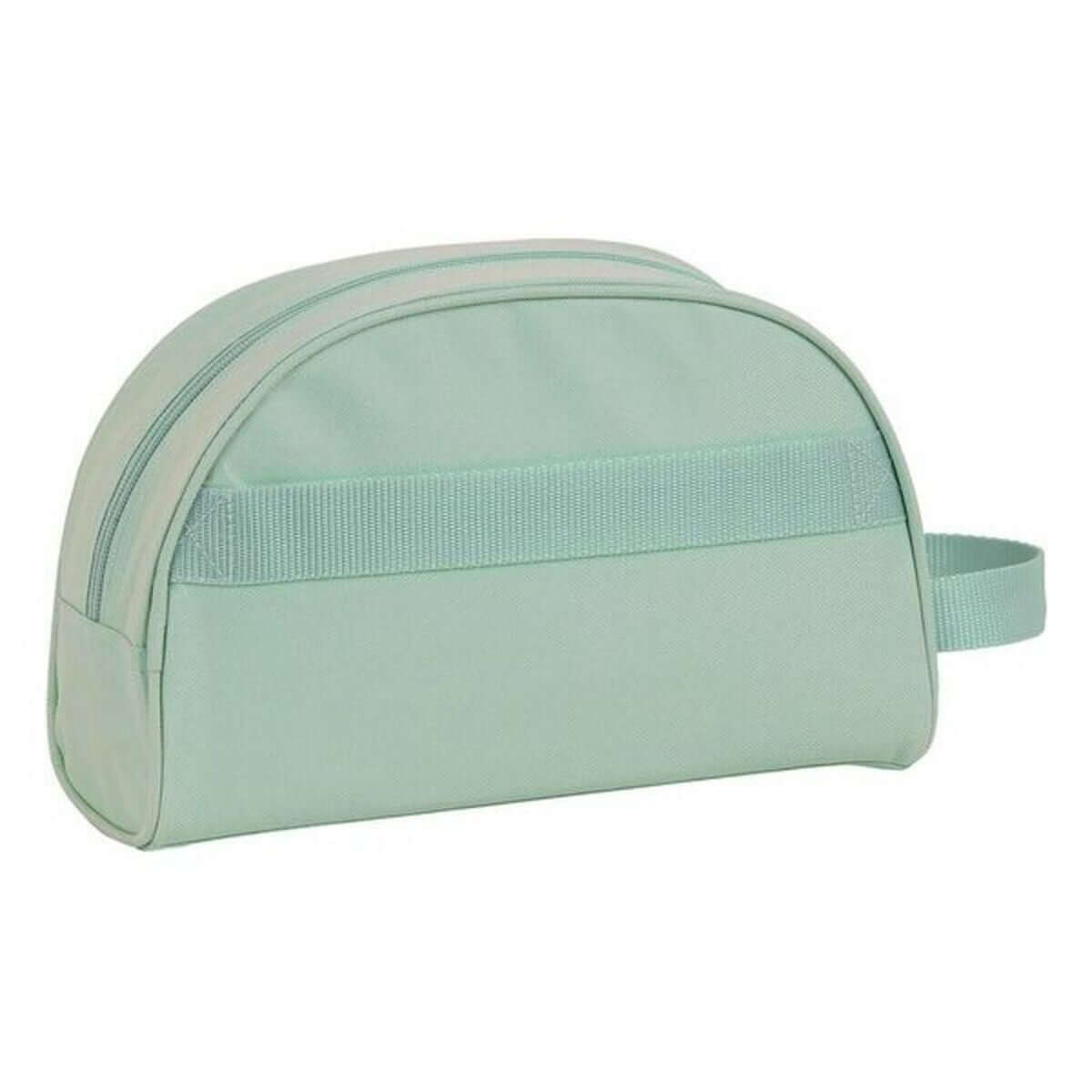Skolnecessär BlackFit8 M332 Turkos 28 x 18 x 10 cm finns hos Aktivcamping