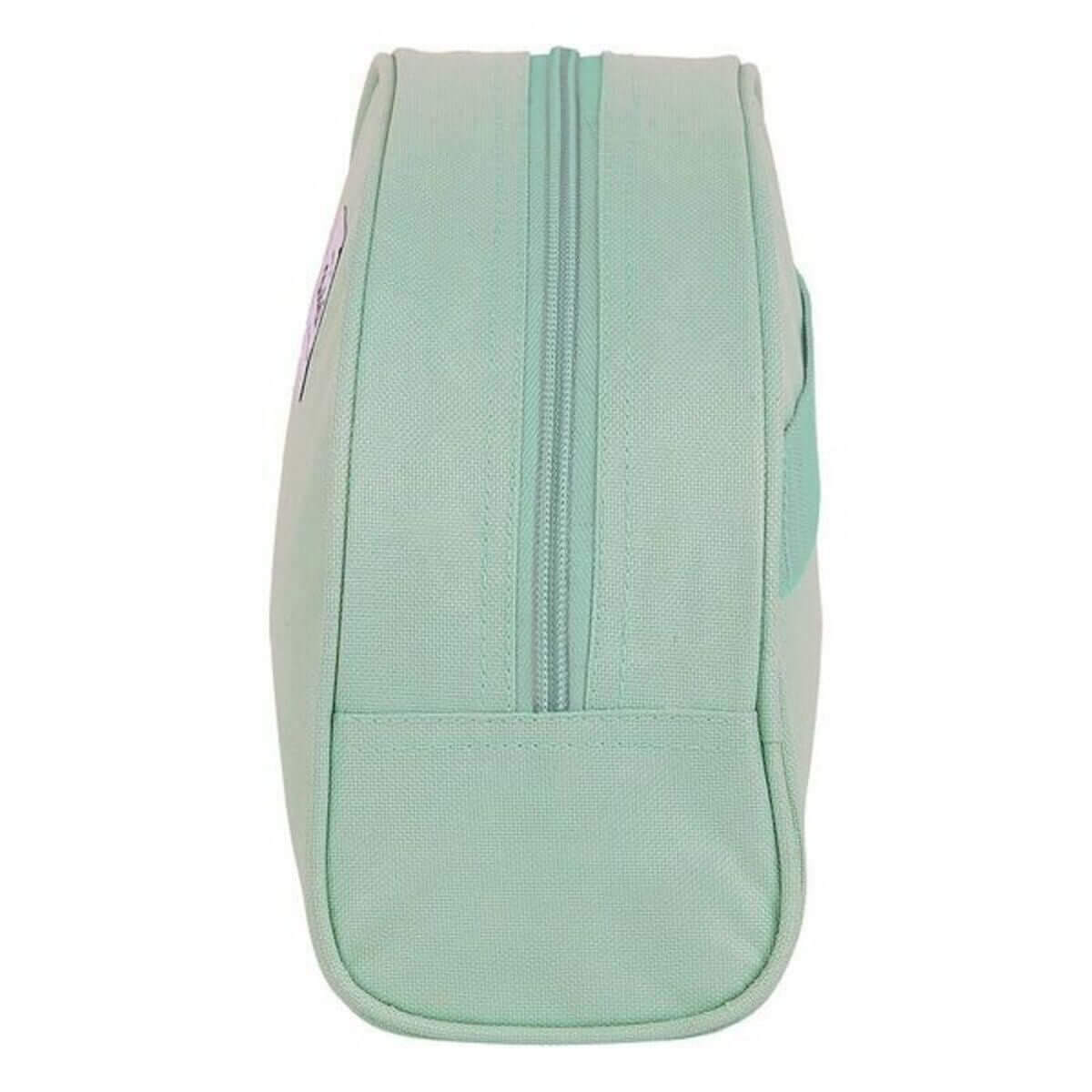 Skolnecessär BlackFit8 M332 Turkos 28 x 18 x 10 cm finns hos Aktivcamping