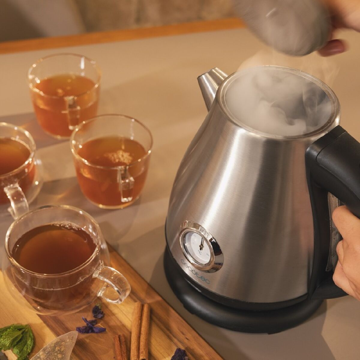 V2H85DF3238657A3614A31D00CAAF9546B0R5176912P4