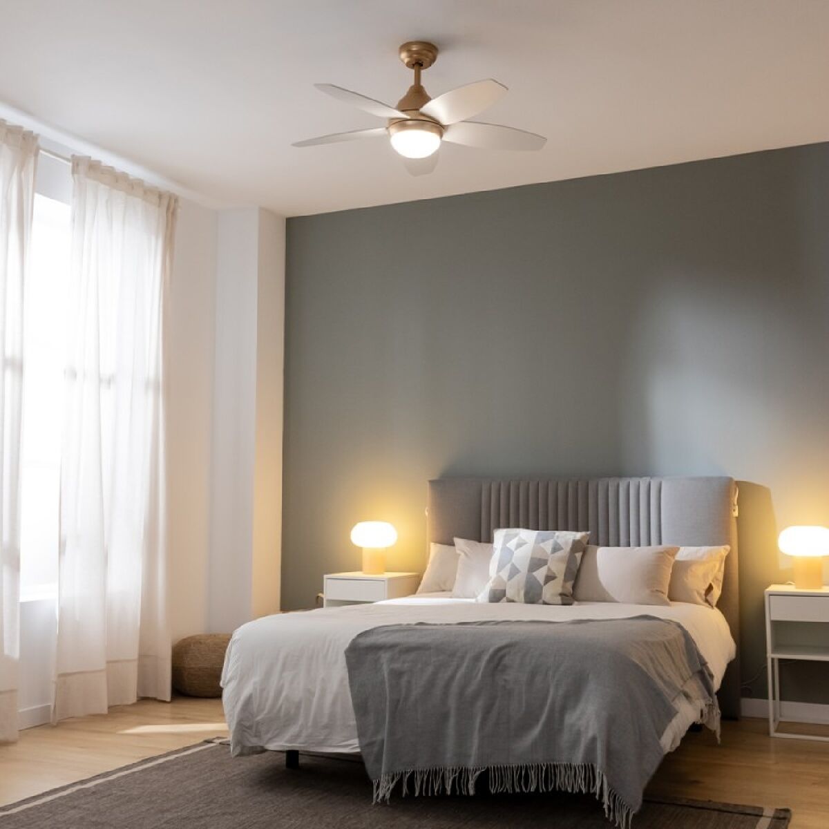 Takfläkt med belysning Cecotec EnergySilence Aero 4200 Brun Gyllene 15 W 53 W finns hos Aktivcamping