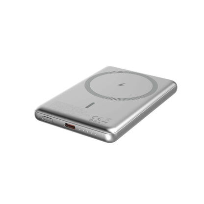 Powerbank DCU 5K MAGSAFE Silver 5000 mAh finns hos Aktivcamping