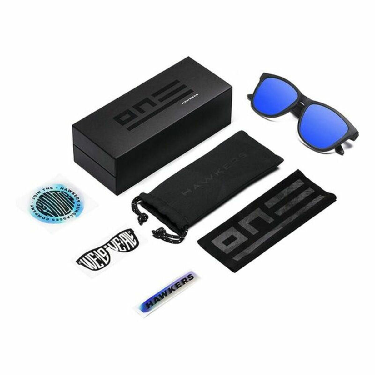 Herrsolglasögon One Carbono Sky One Hawkers ONE CARBONO Svart ø 54 mm finns hos Aktivcamping