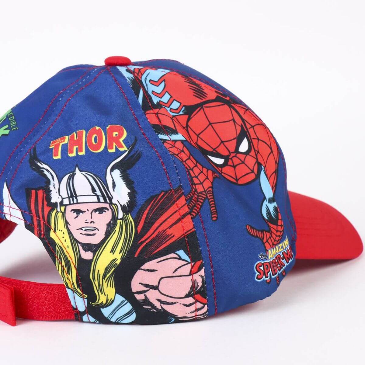 Barnkeps The Avengers finns hos Aktivcamping