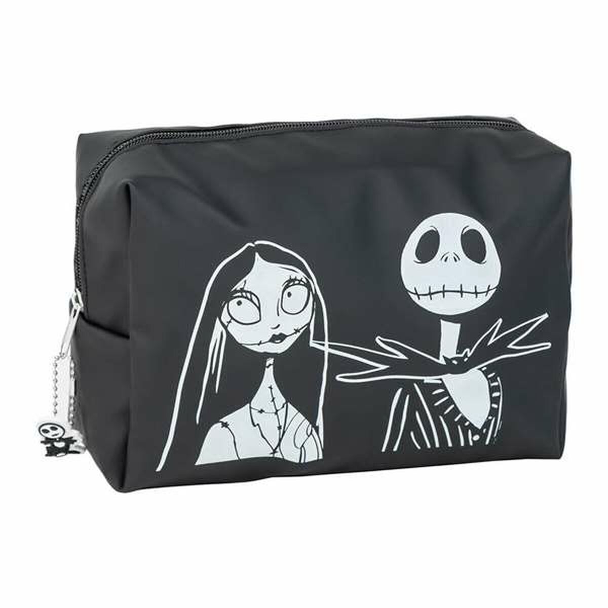 Resenecessär The Nightmare Before Christmas finns hos Aktivcamping