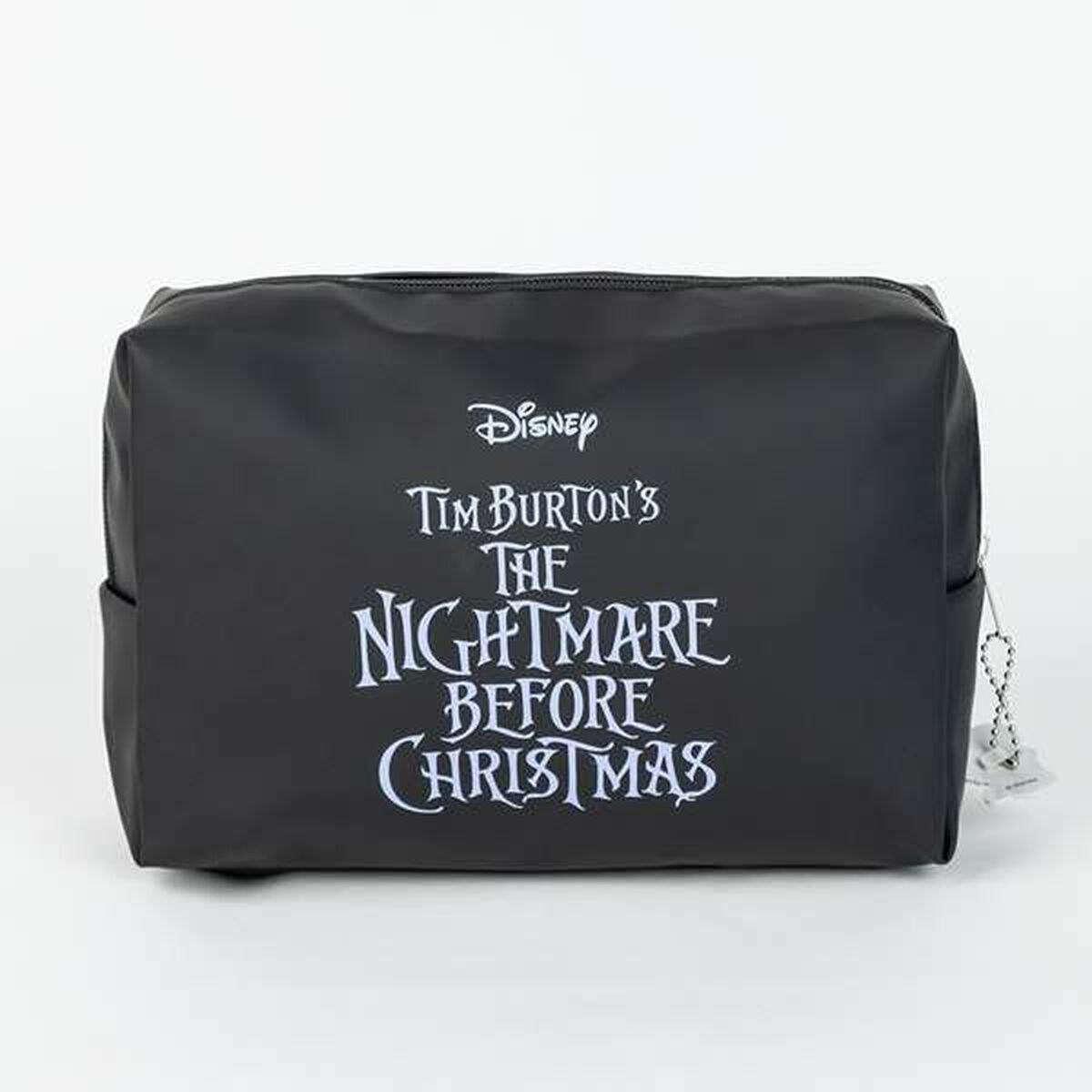 Resenecessär The Nightmare Before Christmas finns hos Aktivcamping