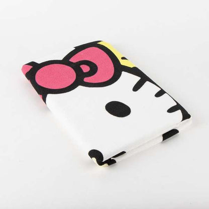 Badhandduk Hello Kitty Ljusrosa 70 x 140 cm finns hos Aktivcamping