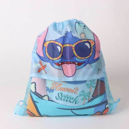 Badset Stitch med Badhandduk Keps och Väska finns hos Aktivcamping