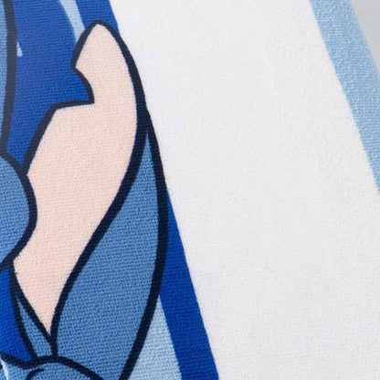 Badhandduk Stitch 90 x 180 cm finns hos Aktivcamping
