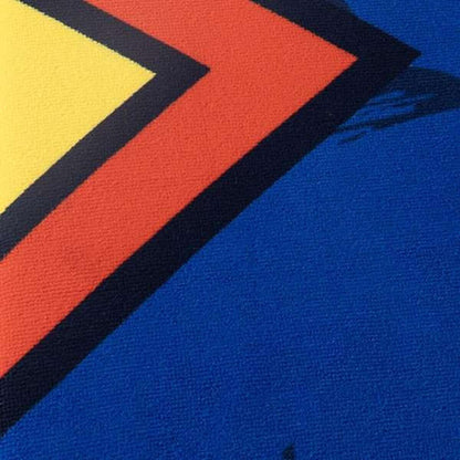 Badhandduk Superman 90 x 180 cm finns hos Aktivcamping